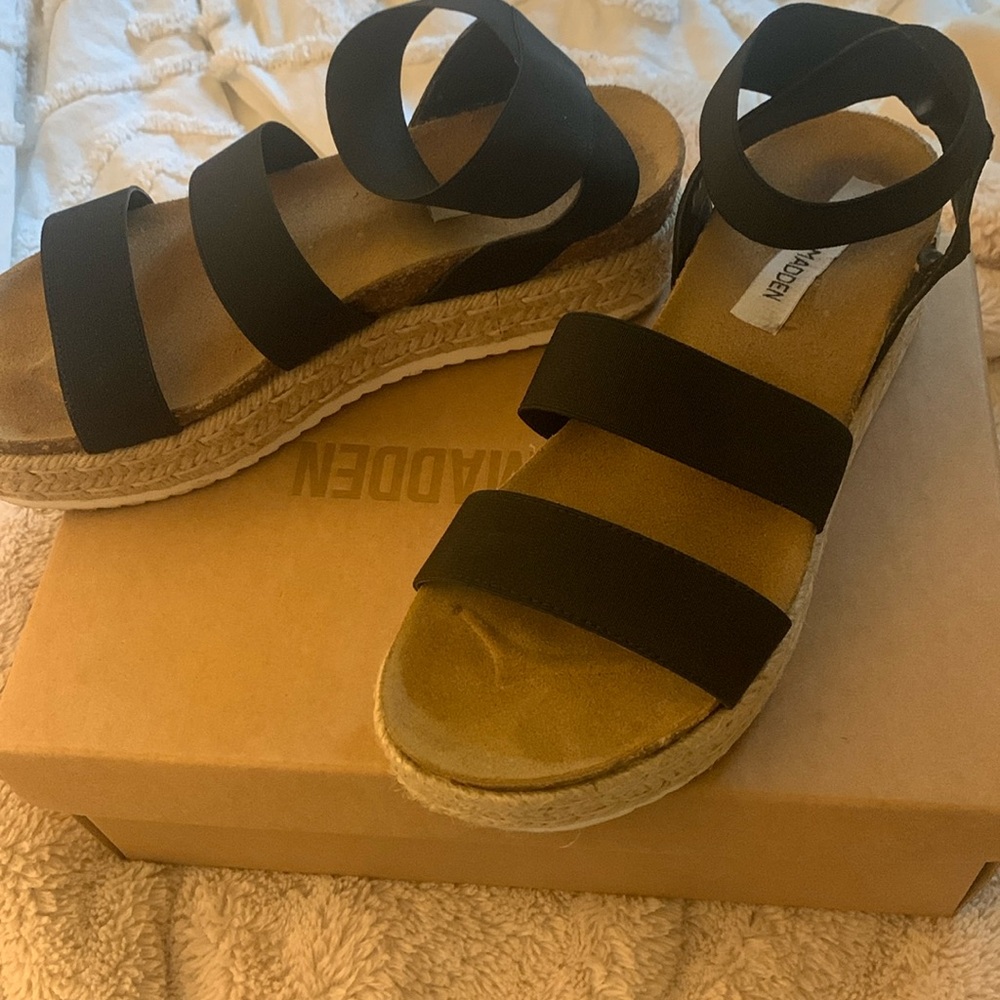 Steve Madden Kimmie Sandals in Black